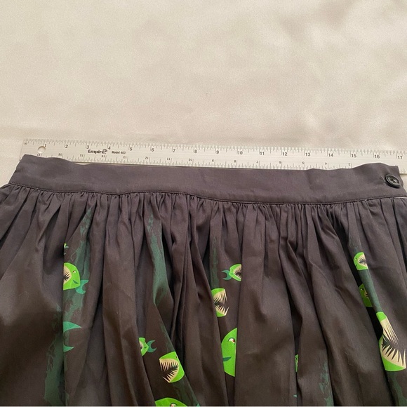 Oblong Box Shop Denialle Von Fitch Swamp Creature Tiki Skirt XL - Picture 9 of 11